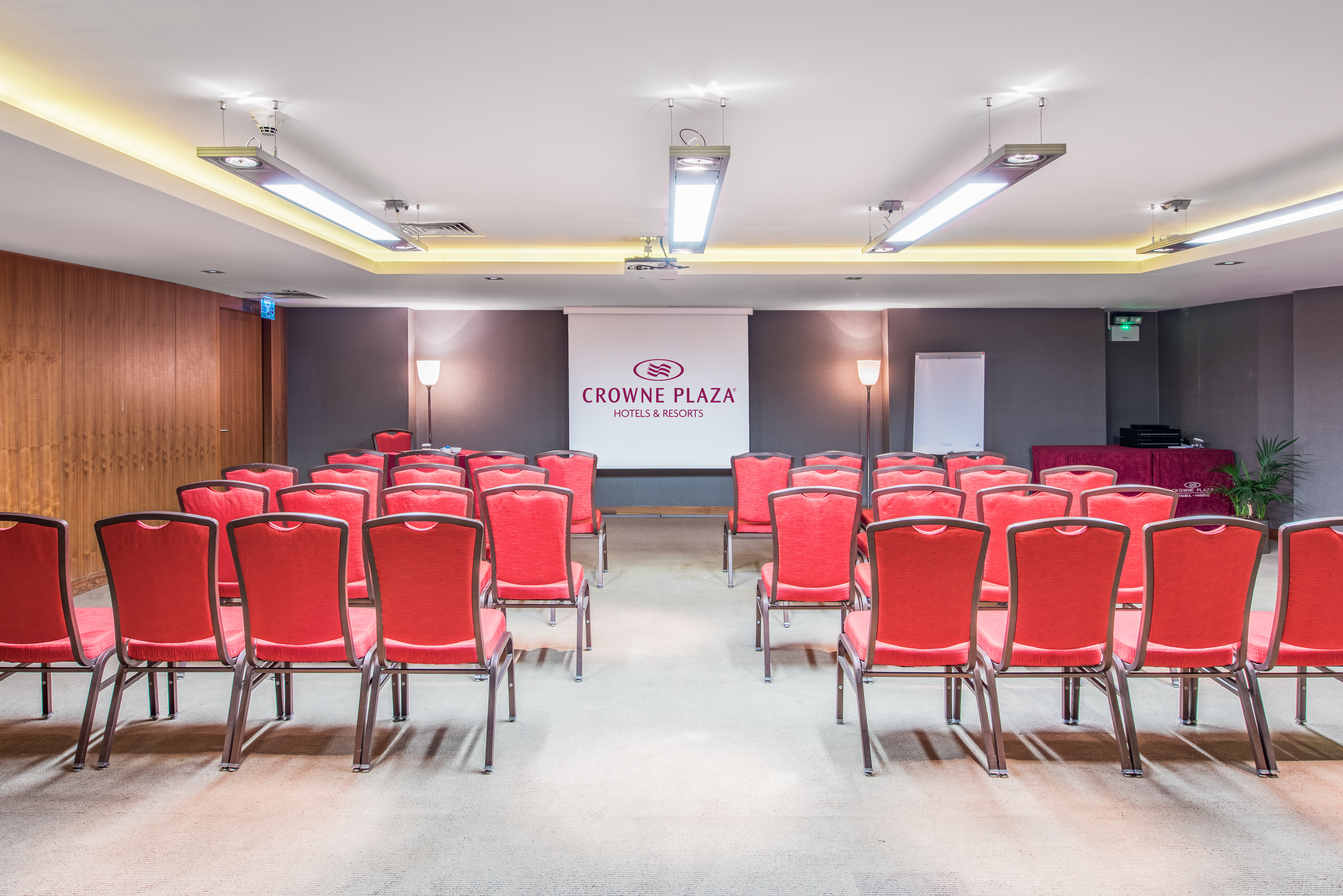 Crowne Plaza Istanbul Harbiye Hotel 42/50