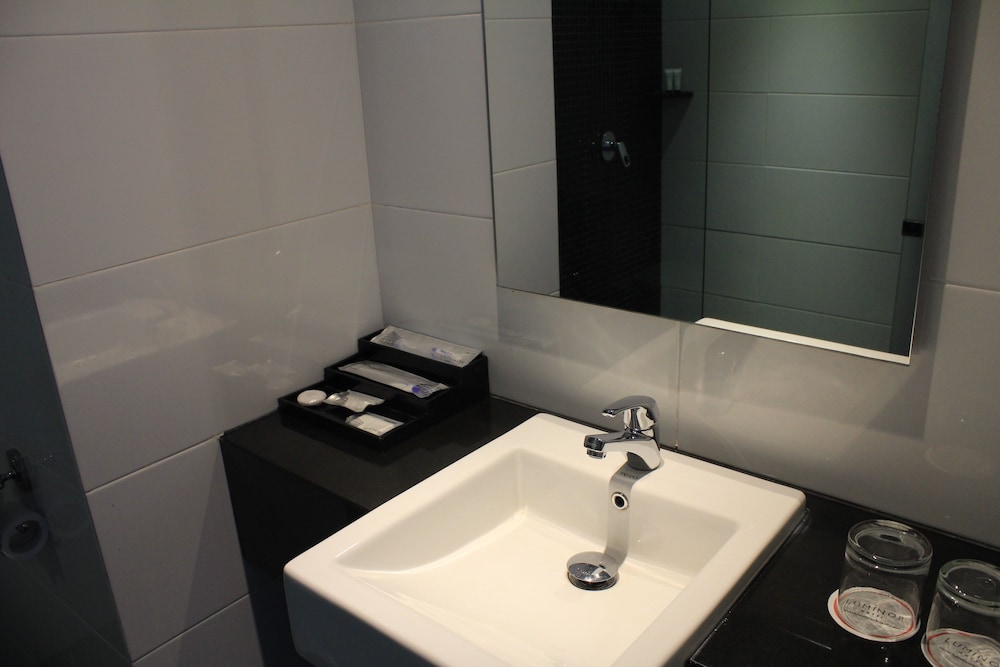 Luminor Hotel Jemursari 24/52