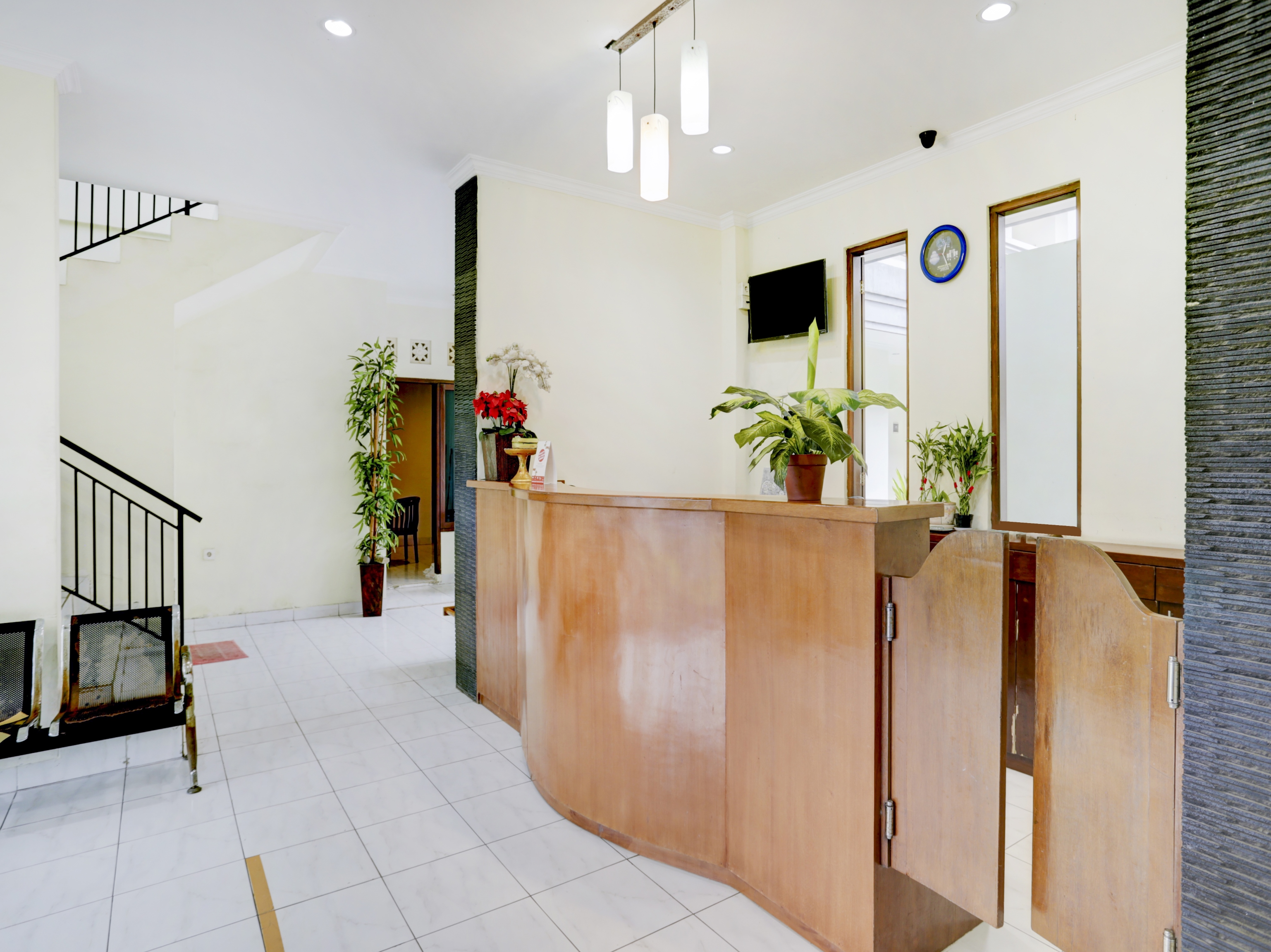 OYO 3910 Teges Inn 7/50