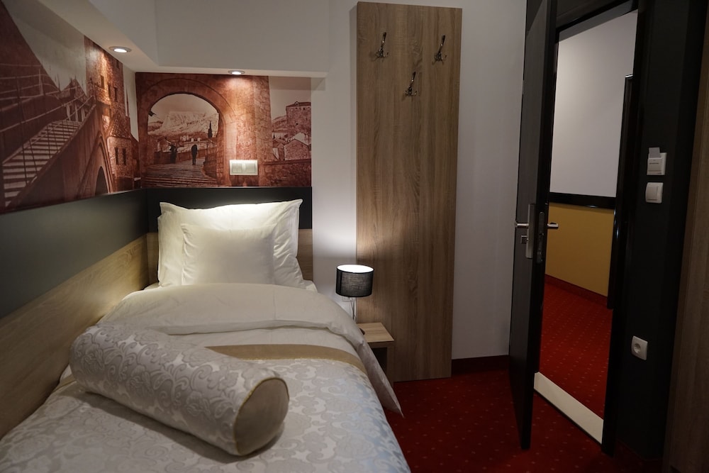 Hotel Hercegovina 4/41