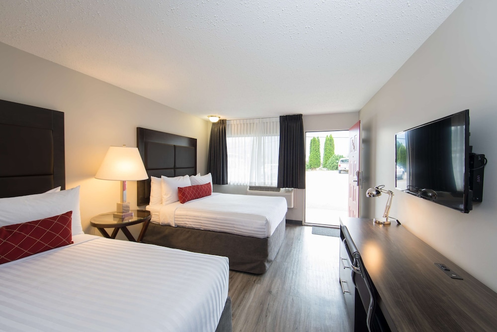SureStay Hotel by Best Western Castlegar 7/44