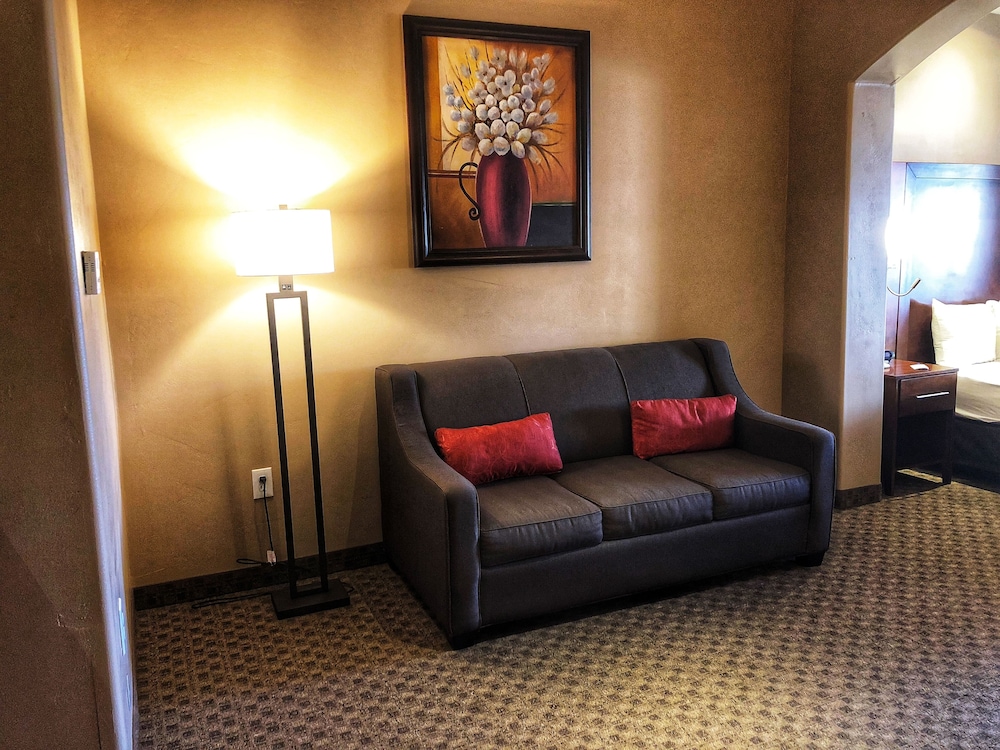 Comfort Inn at Convention Center 25/36