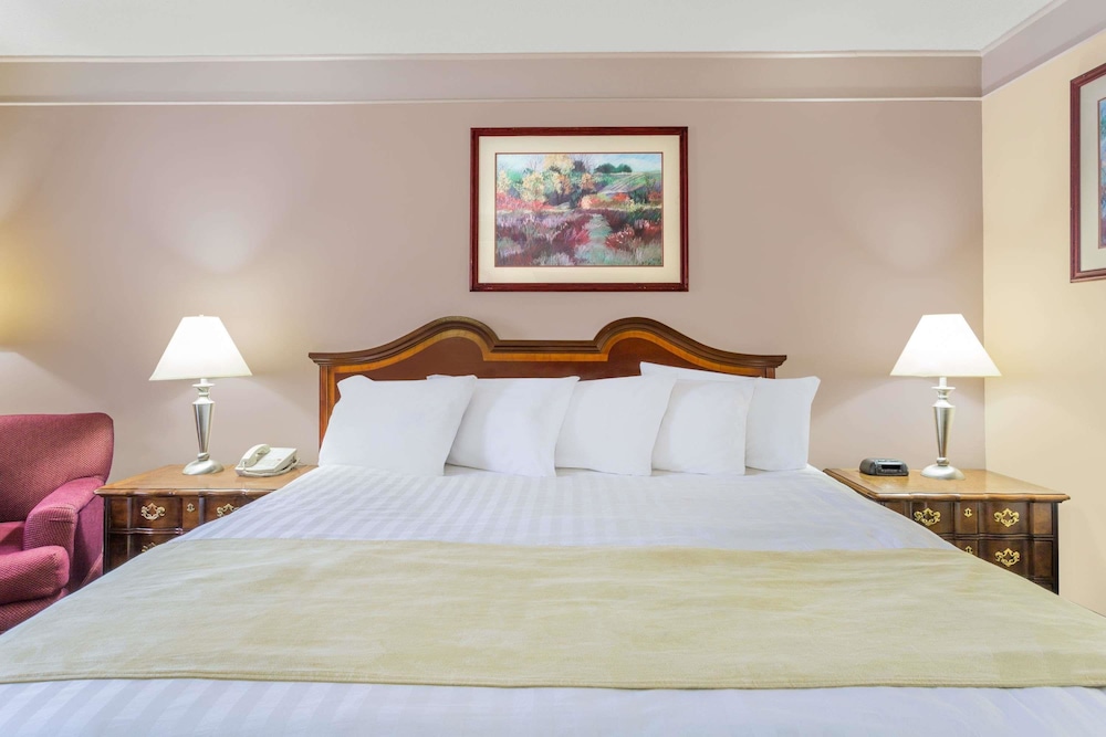 Days Inn by Wyndham Delta CO 20/36