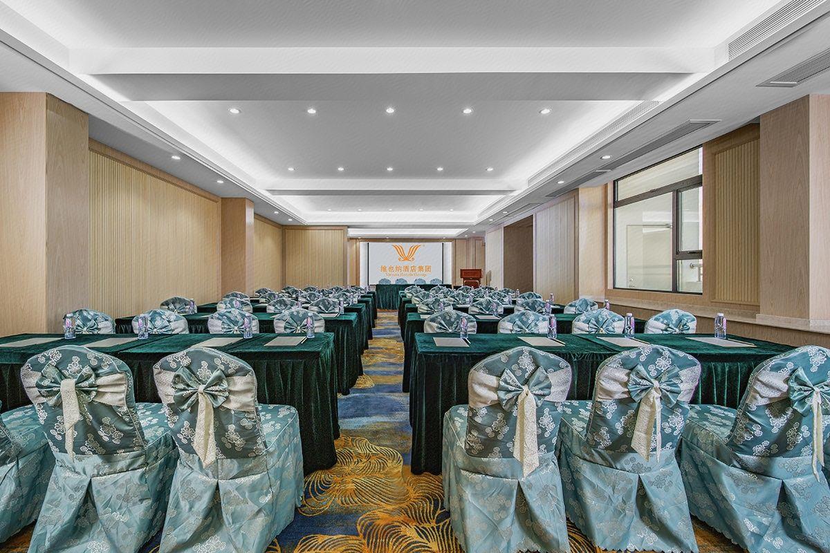 Vienna International Hotel (Shenzhen Huizhanwan Center) 37/50