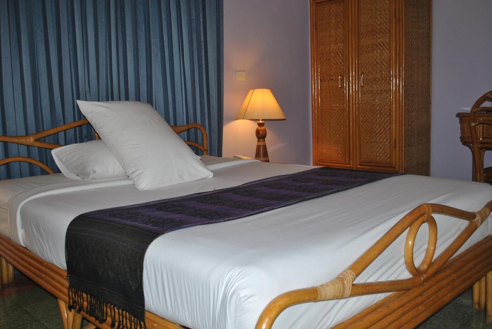 Smile Inn Hotel 13/62