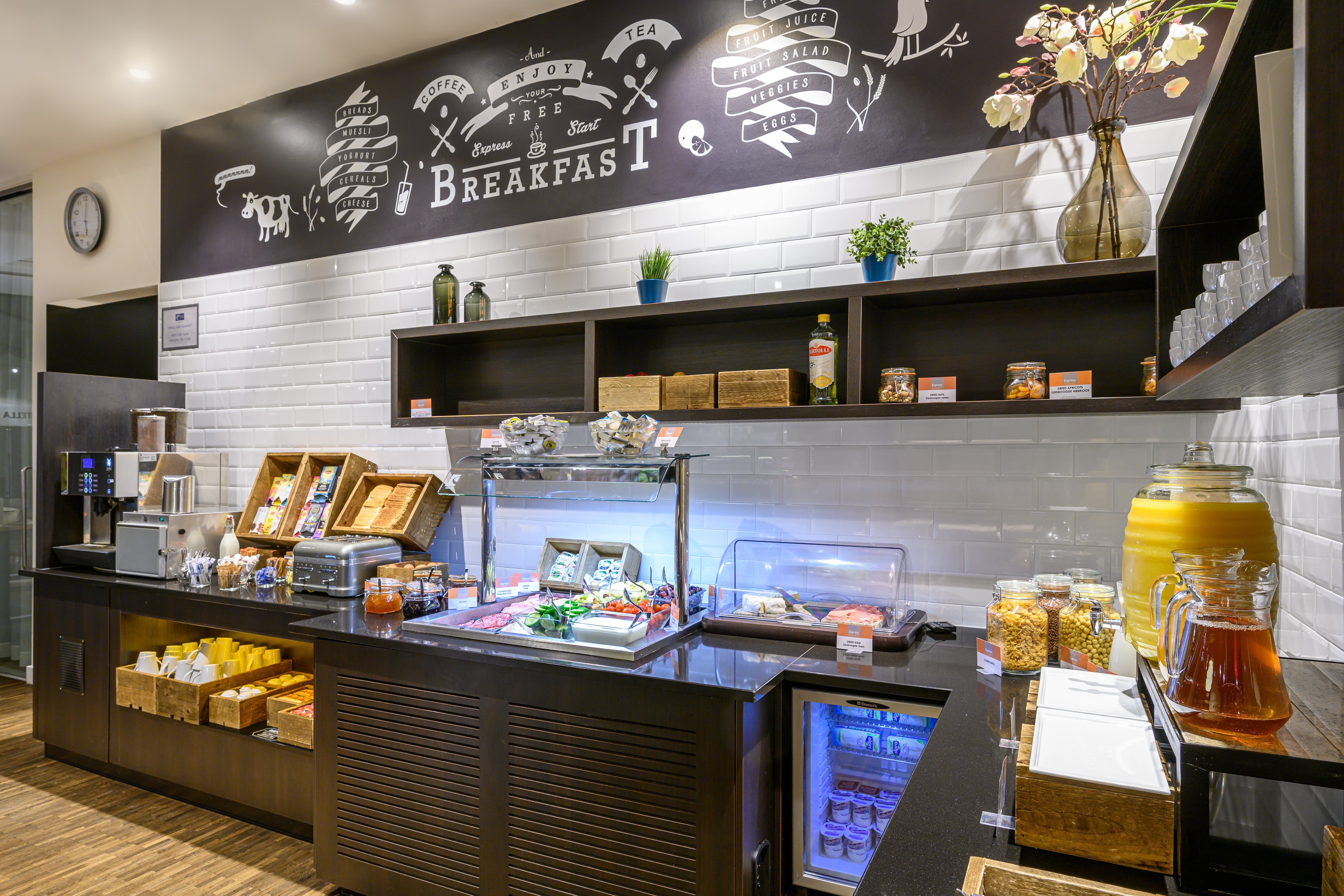 Holiday Inn Express Mechelen City Centre 16/80