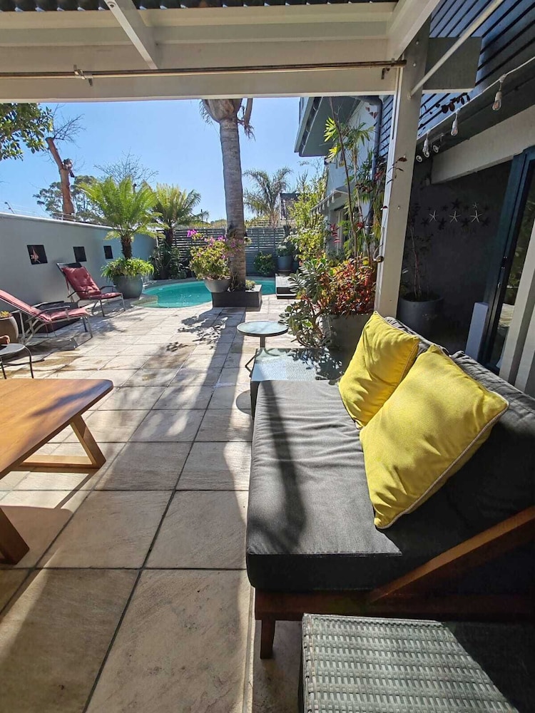 Point B Guest House 43/75