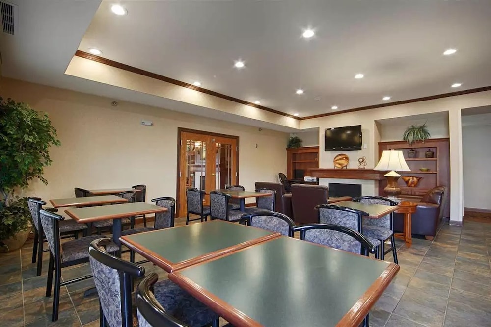Heritage Hotel 21/28