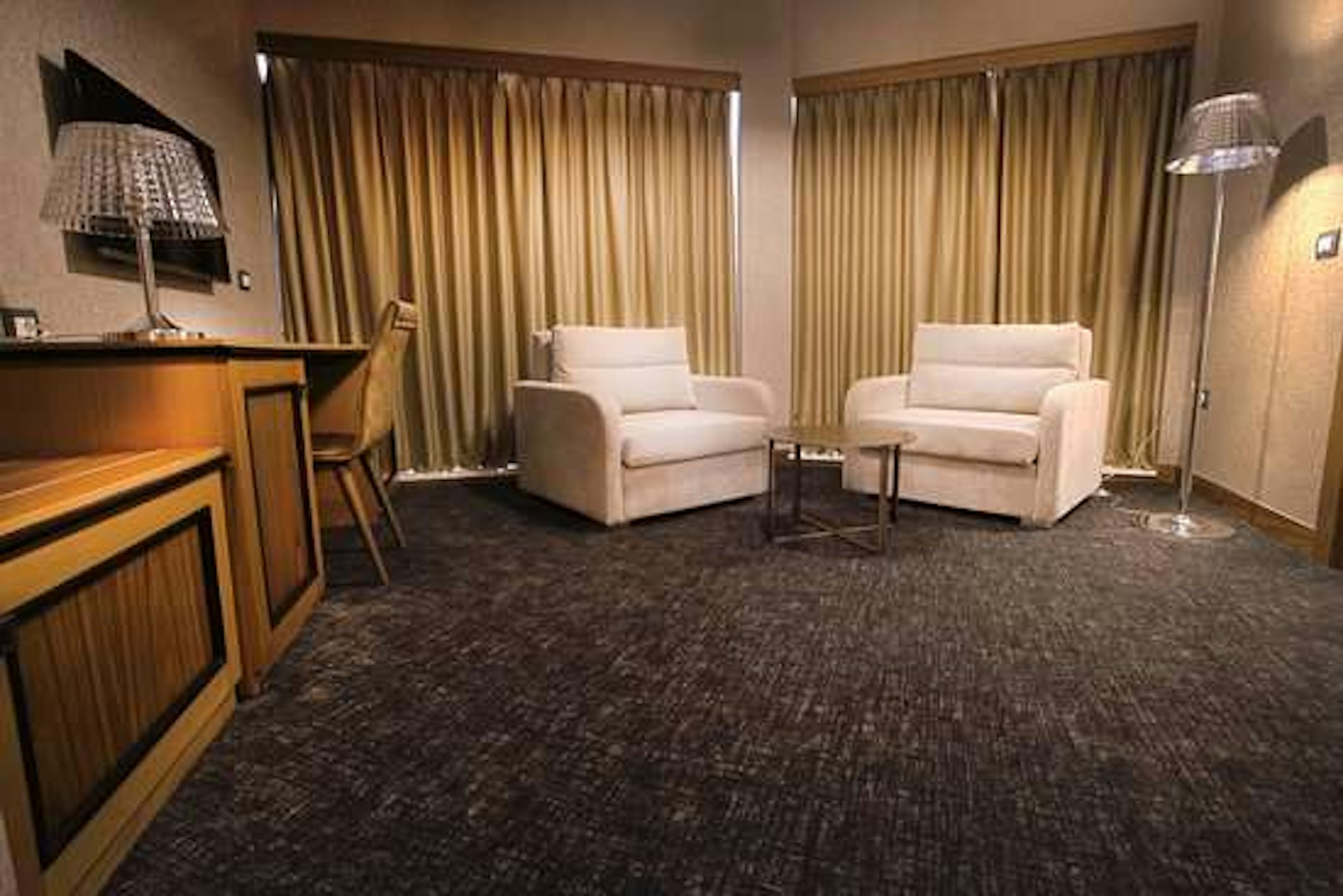 HOTEL COLOSSEO TIRANA 9/12