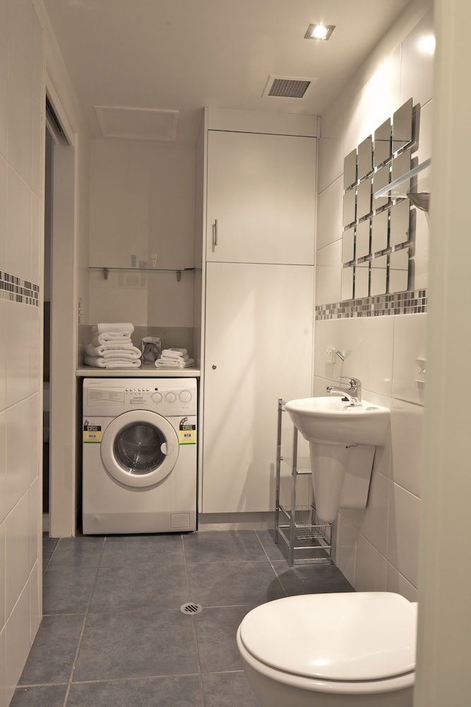 Zero Davey Boutique Apartments 18/33