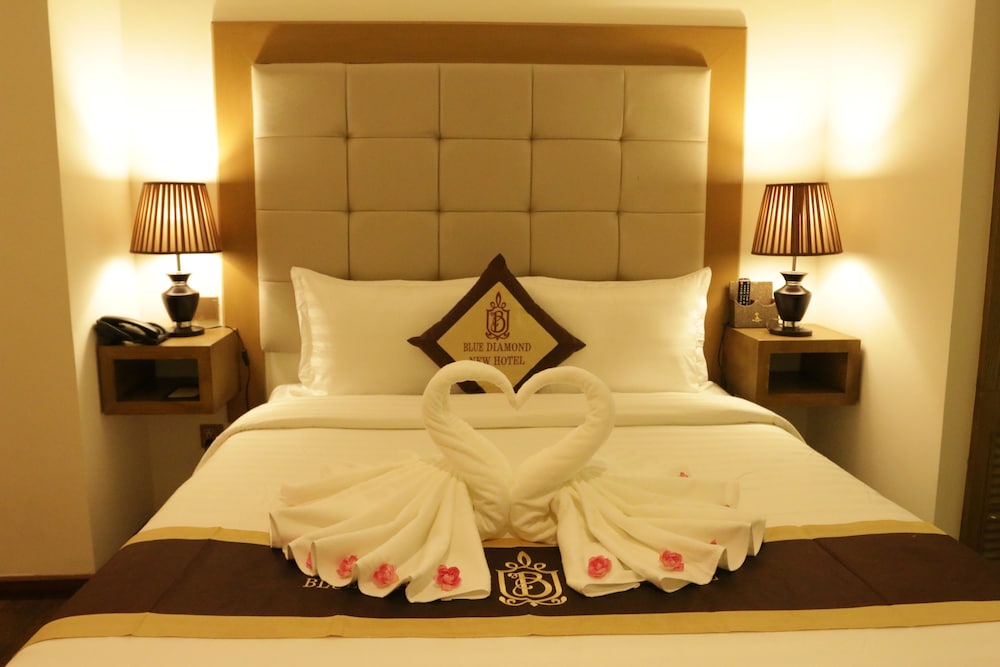 Blue Diamond Luxury Hotel 60/72