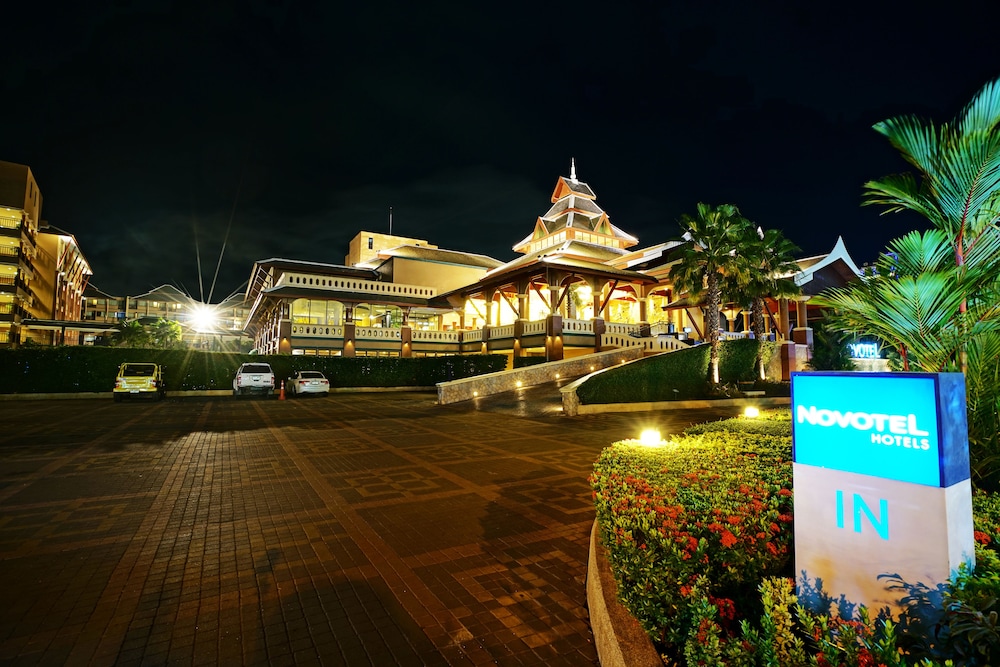 Novotel Phuket Vintage Park 5/60