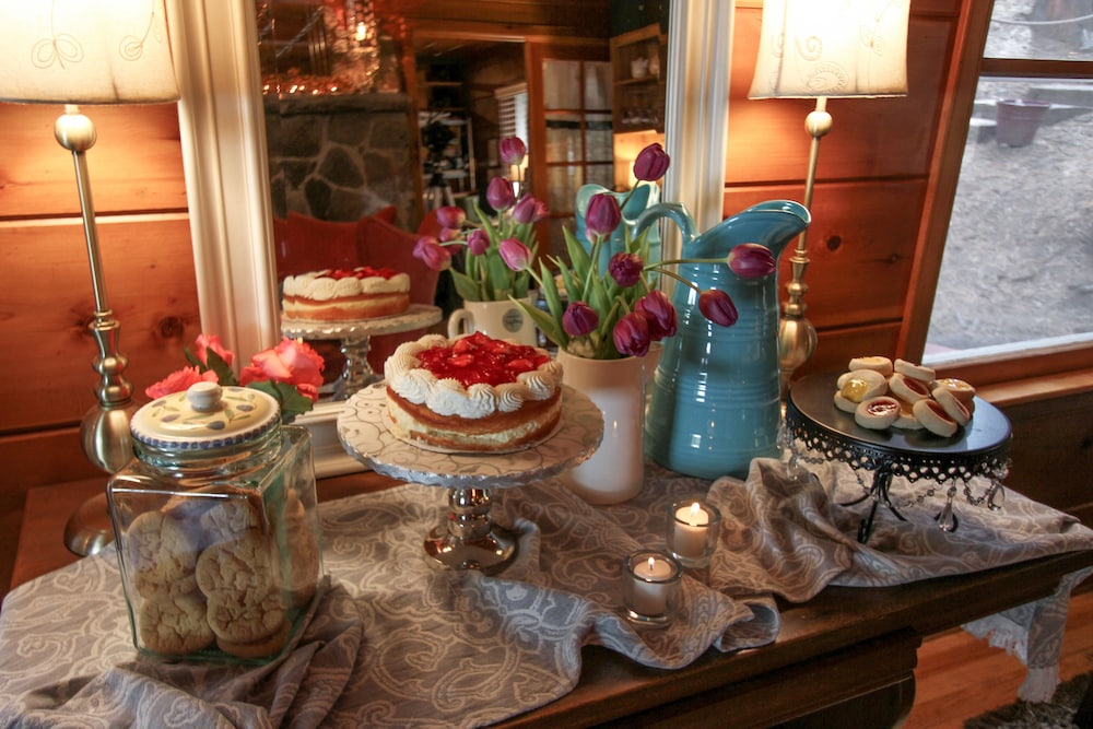 Elliott House Bed and Breakfast 49/67