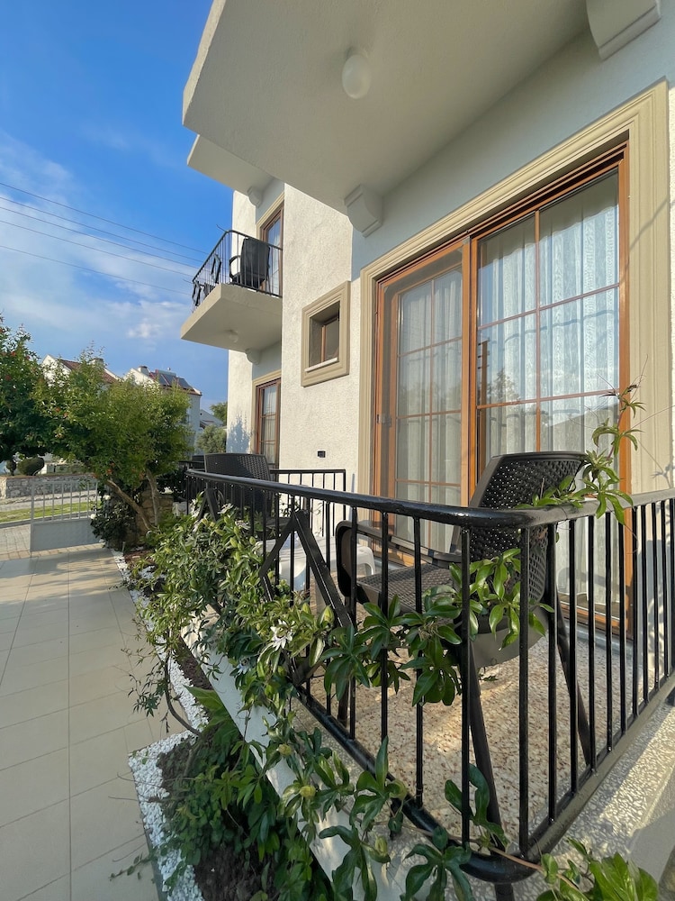 Cennet Hotel 36/46