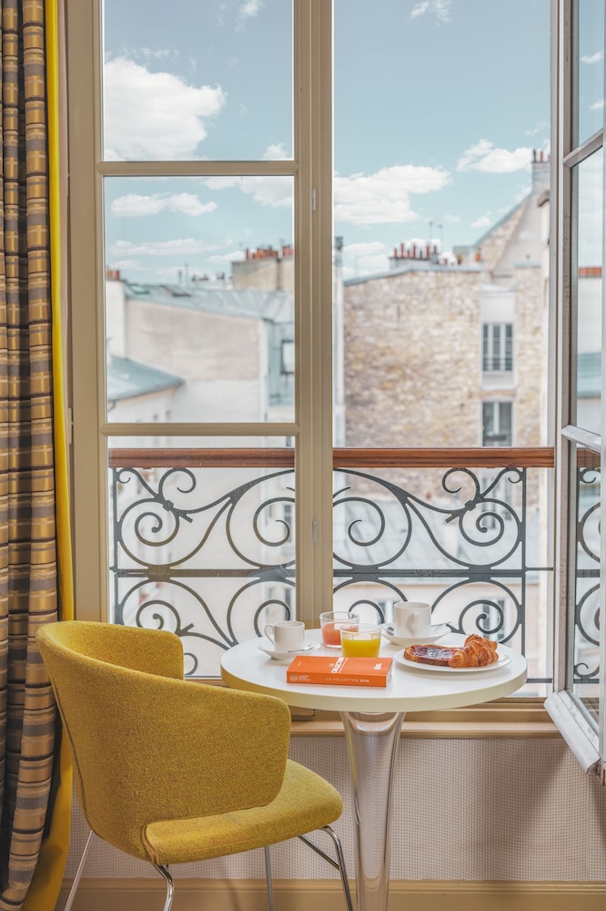 Hotel Le Petit Paris 46/63