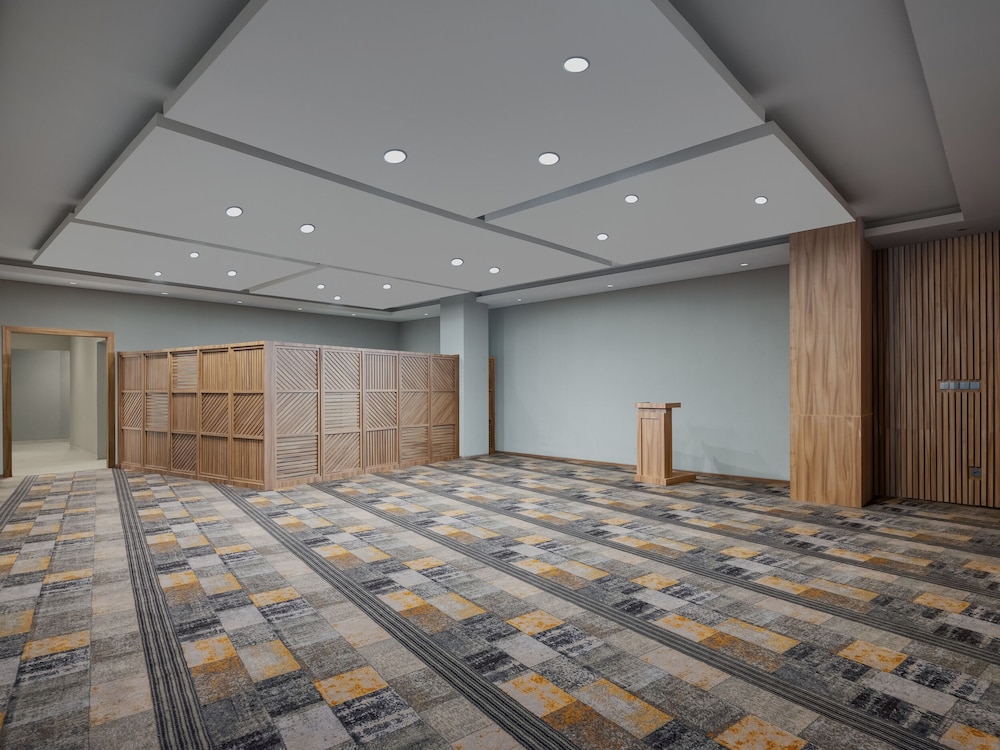 Aston Pekalongan Syariah Hotel and Conference Center 3/24