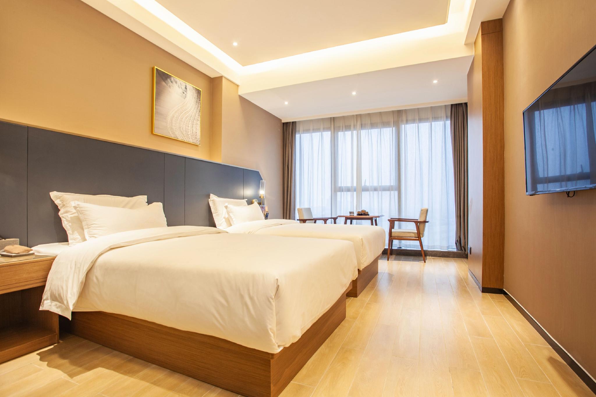 Yuanguang Hotel 8/29