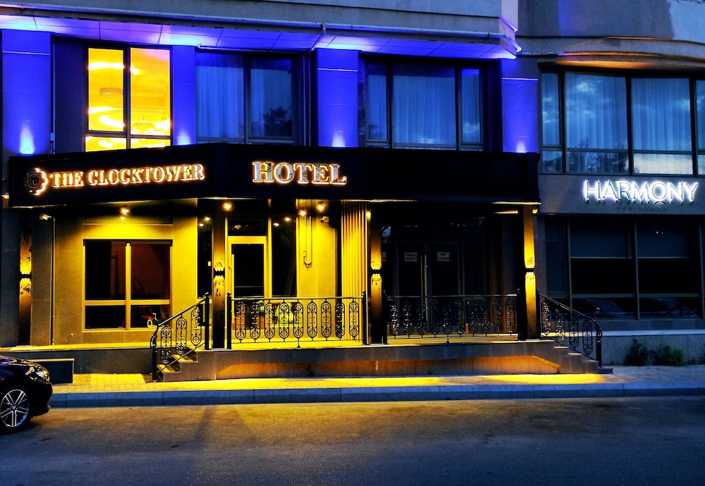 The Clocktower Hotel 3/62