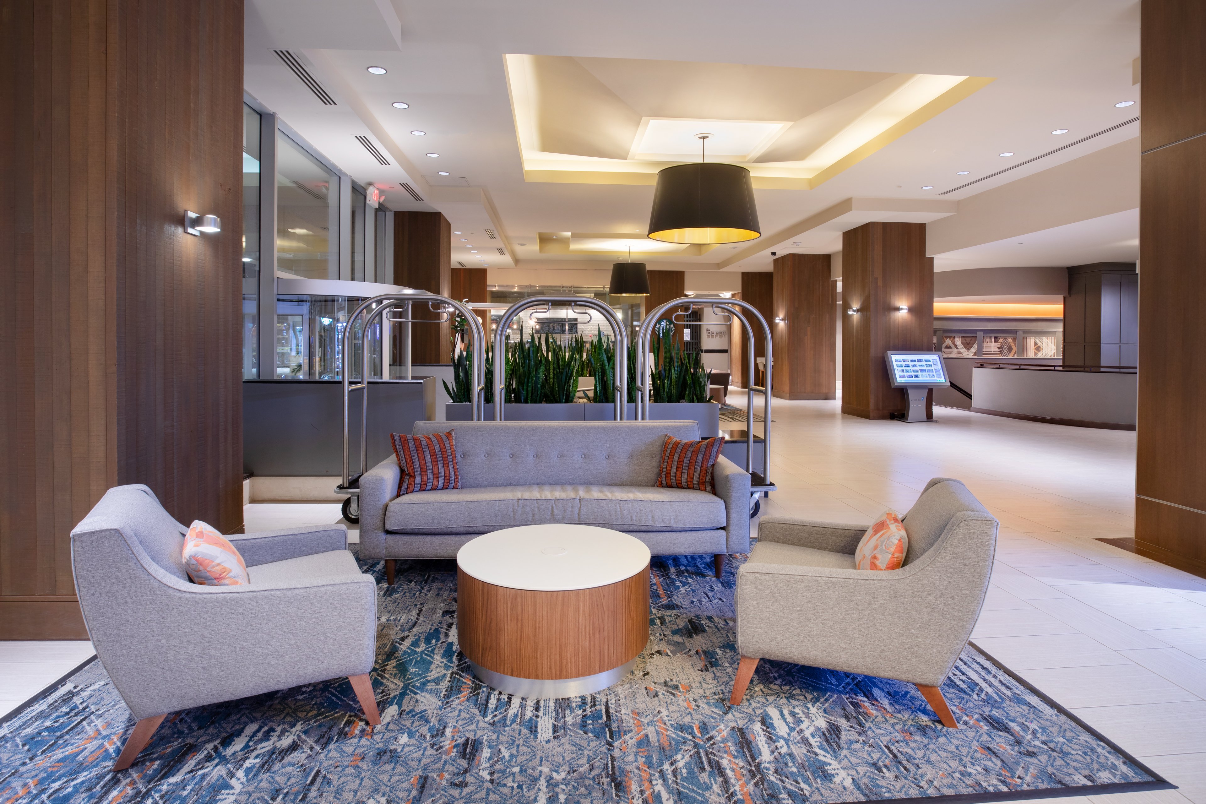 Crowne Plaza Kansas City Downtown 34/63