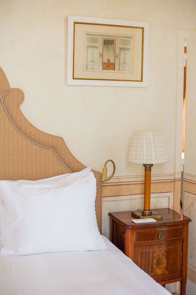 جناح سوبيريور بسرير مزدوج بإطلالة على البحر، Estoril Vintage Hotel 4/7