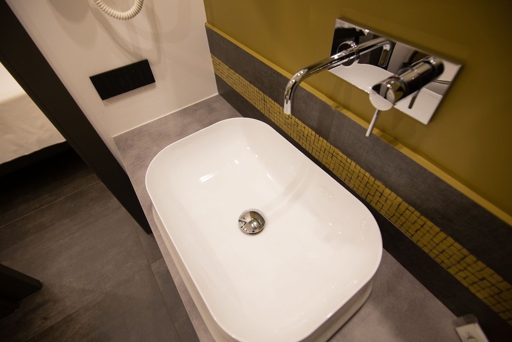 Napoliurbansuite 48/50