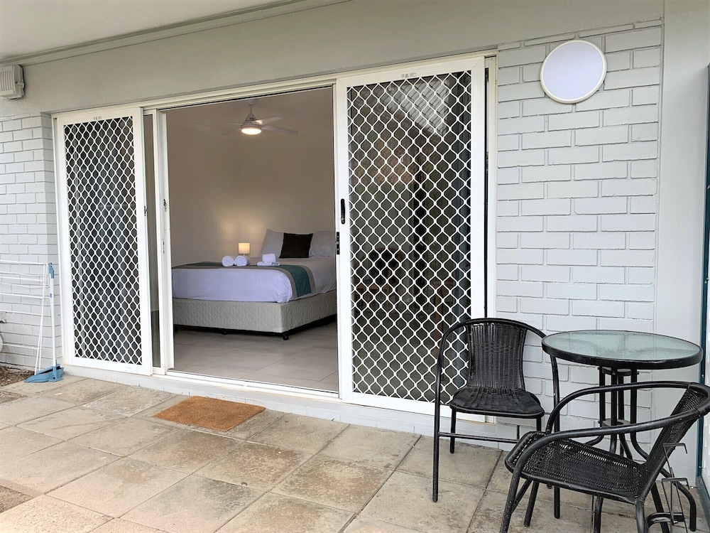 Broadwater Keys 10/72