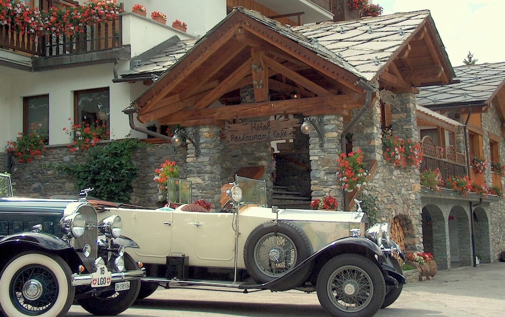 HOTEL BEAU SEJOUR 57/66