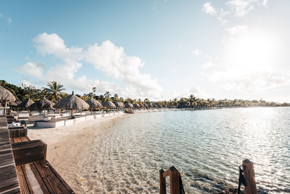 The Kontiki Curacao Beach Resort 72/74