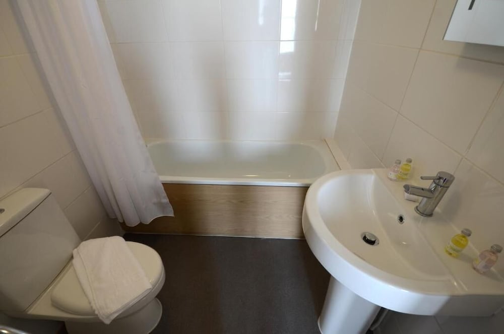 غرفة بانورامية بسريرين منفصلين بإطلالة على البحر، West Rocks Townhouse 6/7