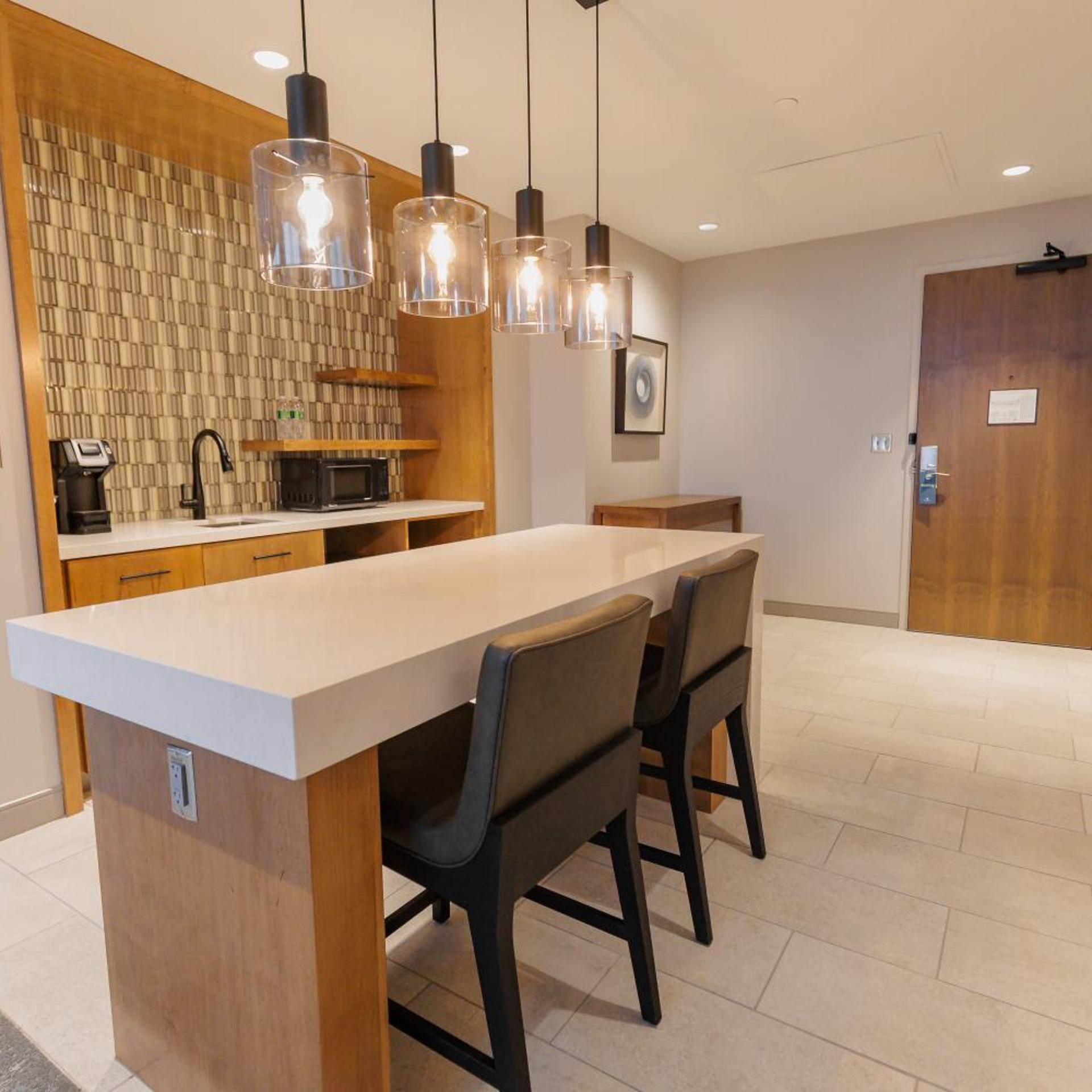 Highpoint Hotel 44/50