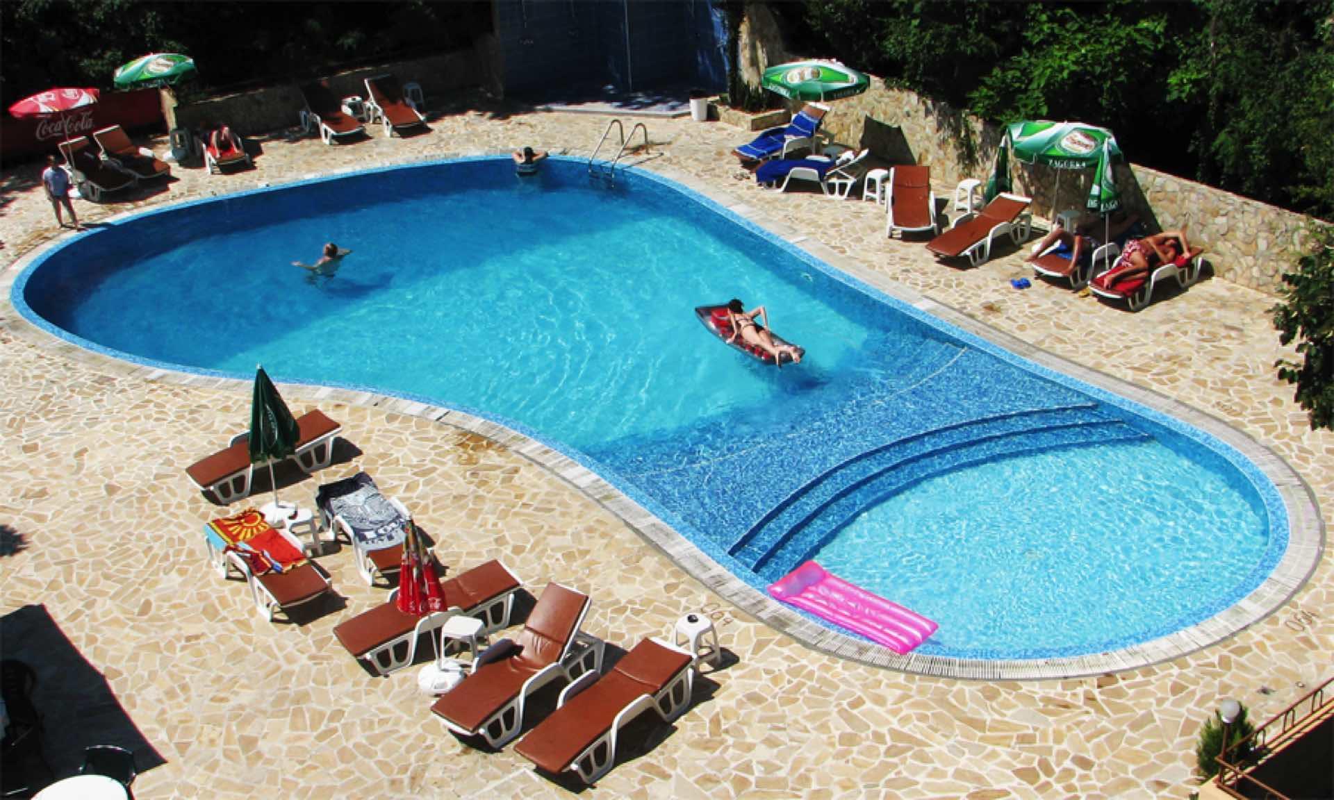 Kamchia Park Hotel 44/46
