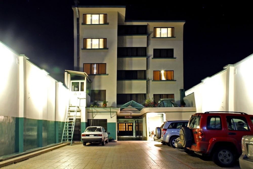 Hotel Yanuncay 38/38