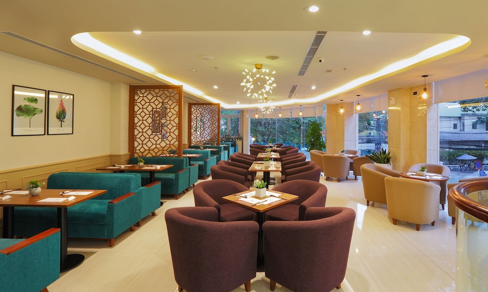 Golda Hotel 27/38