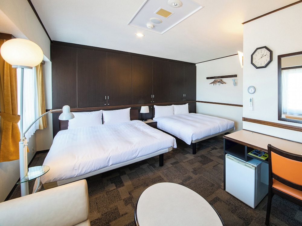 Toyoko Inn Fussa Ekimae Higashi Guchi 31/59
