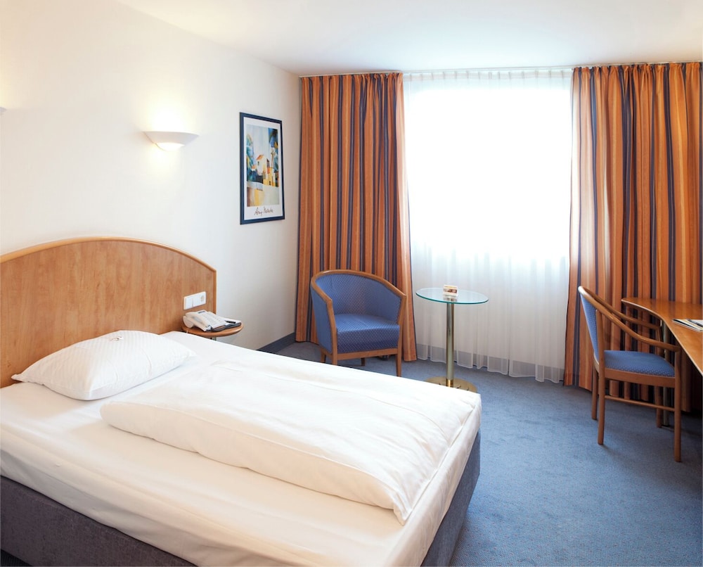 Hotel Schwanen Stuttgart Airport/Messe 6/27