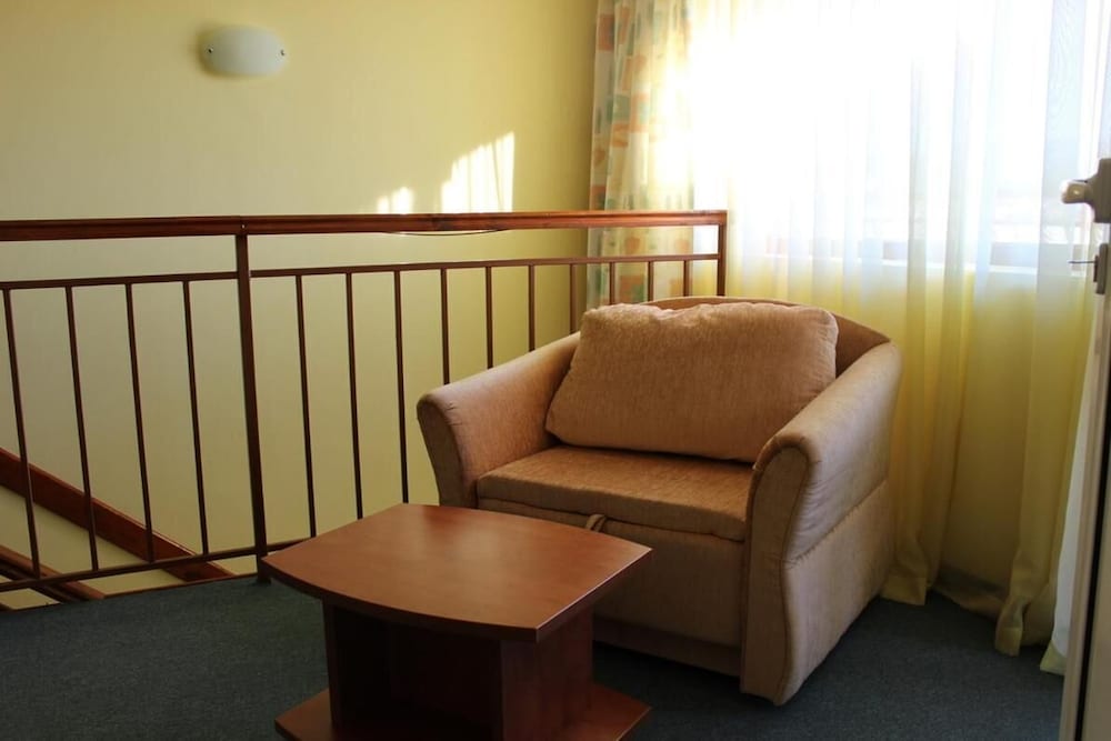 Hotel Grand 36/54