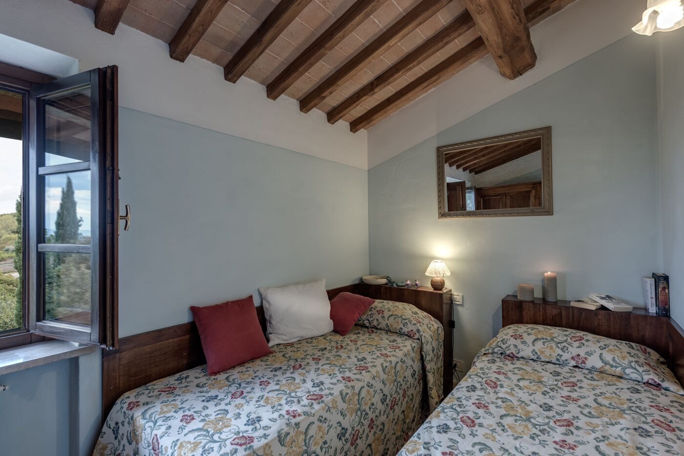 5 BEDROOMS, FAMILY, APARTMENT, GARDEN VIEW, GARDEN AREA