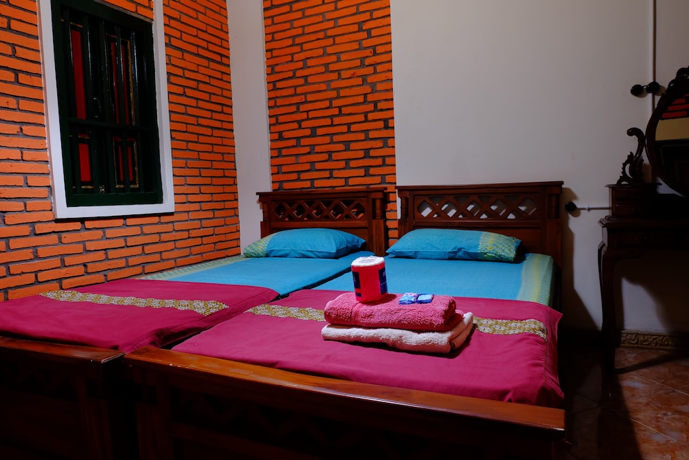 KAMPOENG DJAWA GUESTHOUSE 8/15