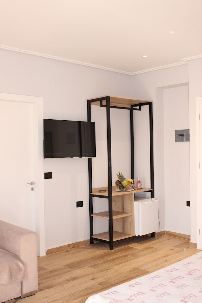 Bebi Apartments 30/50