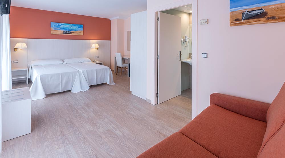 غرفة عائلية، GHT Balmes Hotel, Aparthotel & Splash 4/10