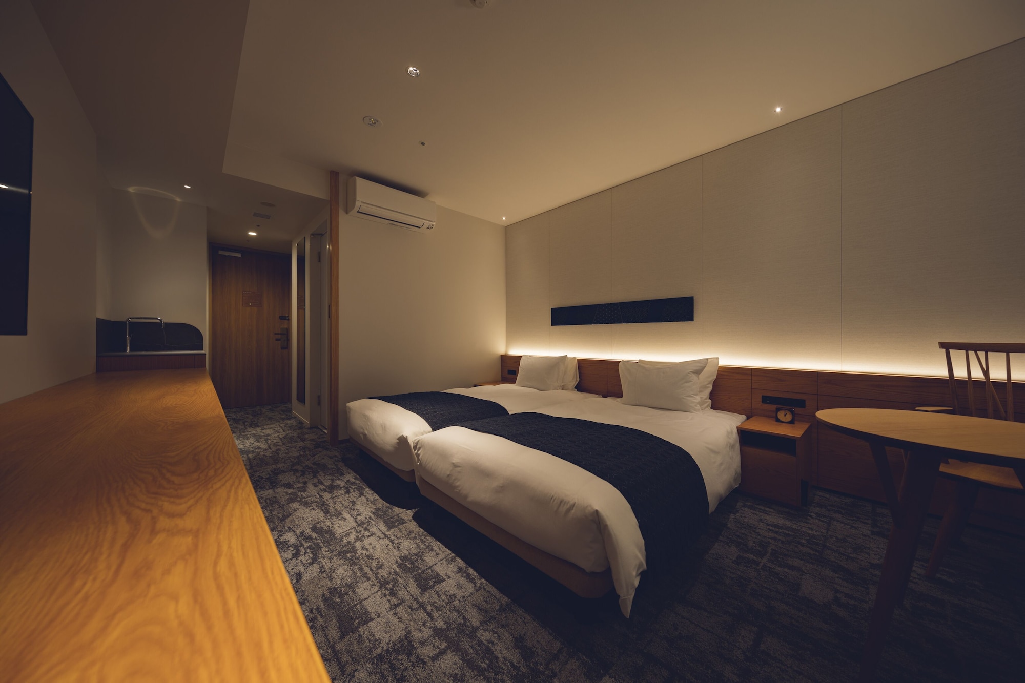Hollywood, Twin Beds