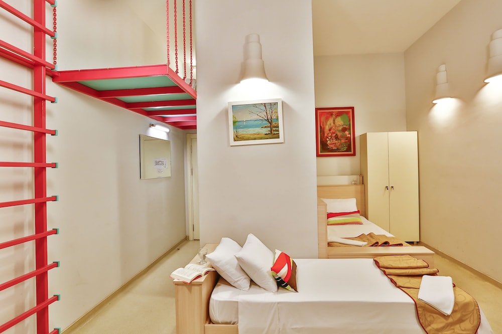 Han Hostel Airport North Hotel 44/75