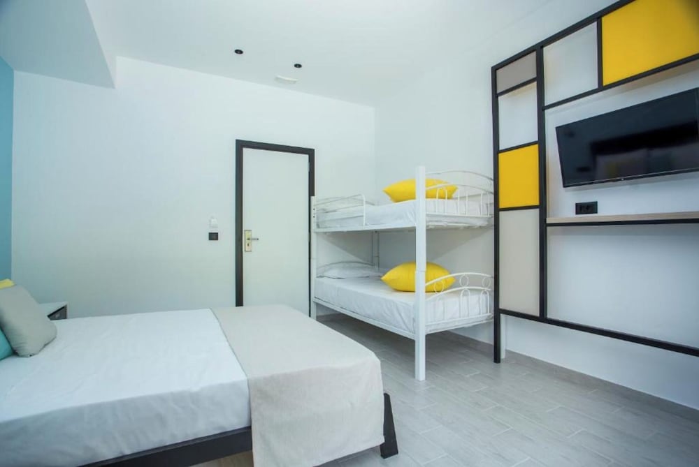 Faliraki Premium Hotel 18/65