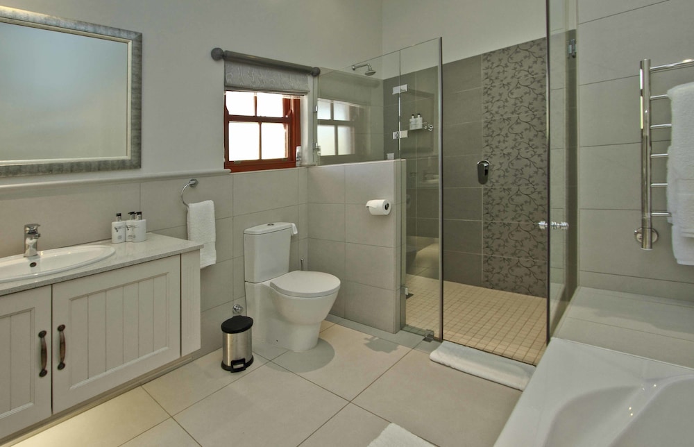 Montagu Vines Guest House 43/50