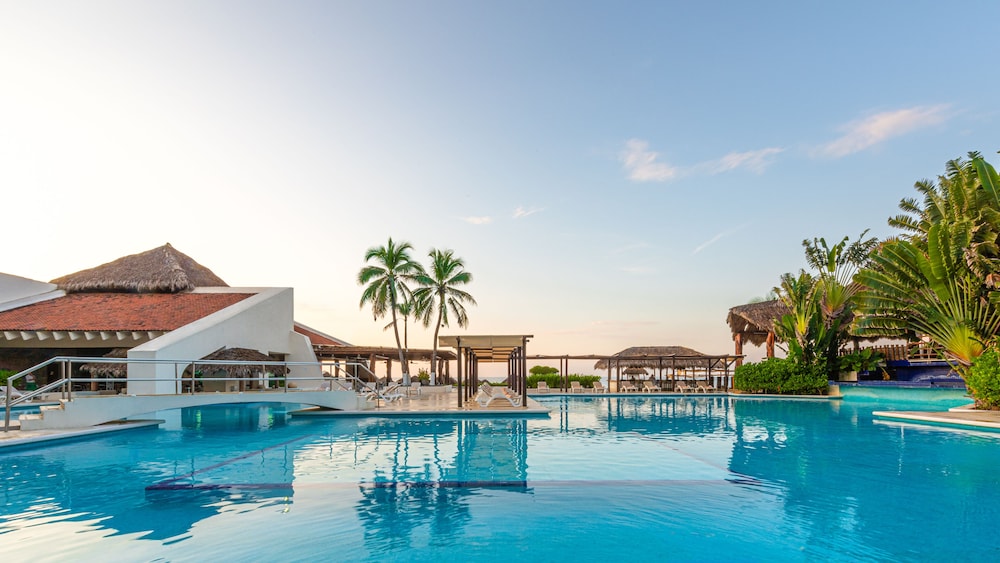 Park Royal Beach Ixtapa All Inclusive 2/69