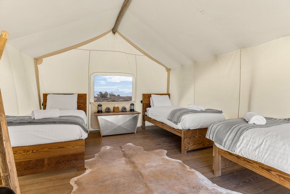 Safari, Tent, 3 Beds, Shared Bathroom