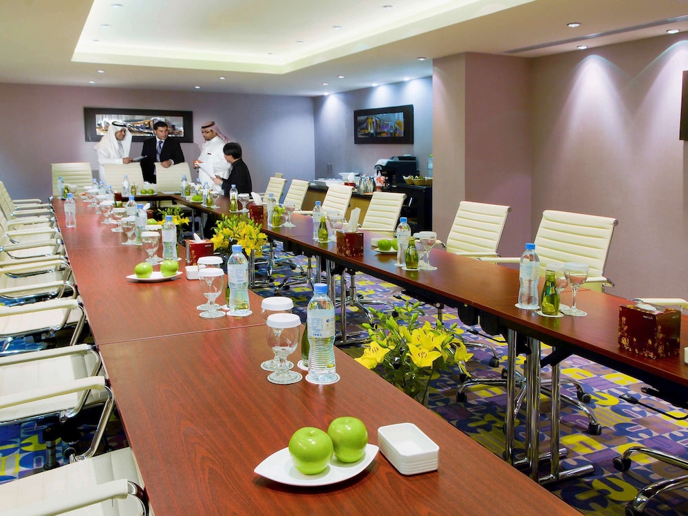 أجنحة نوفوتيل الرياض العليا(Novotel Suites Olaya Riyadh) 54/61