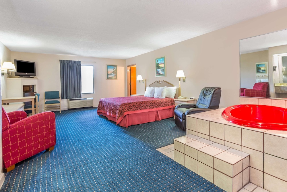 Days Inn By Wyndham Panama City/Callaway 19/26