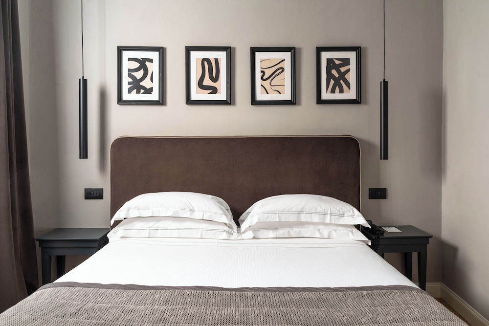 Flom Boutique Hotel 13/50
