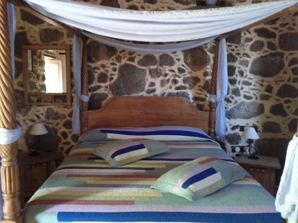 Hotel Rural Mahoh 36/64